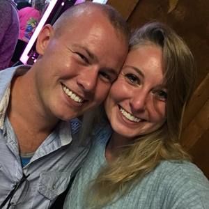 Meet your Posher, Corinne